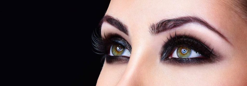 trucco invitata matrimonio smokey eyes 